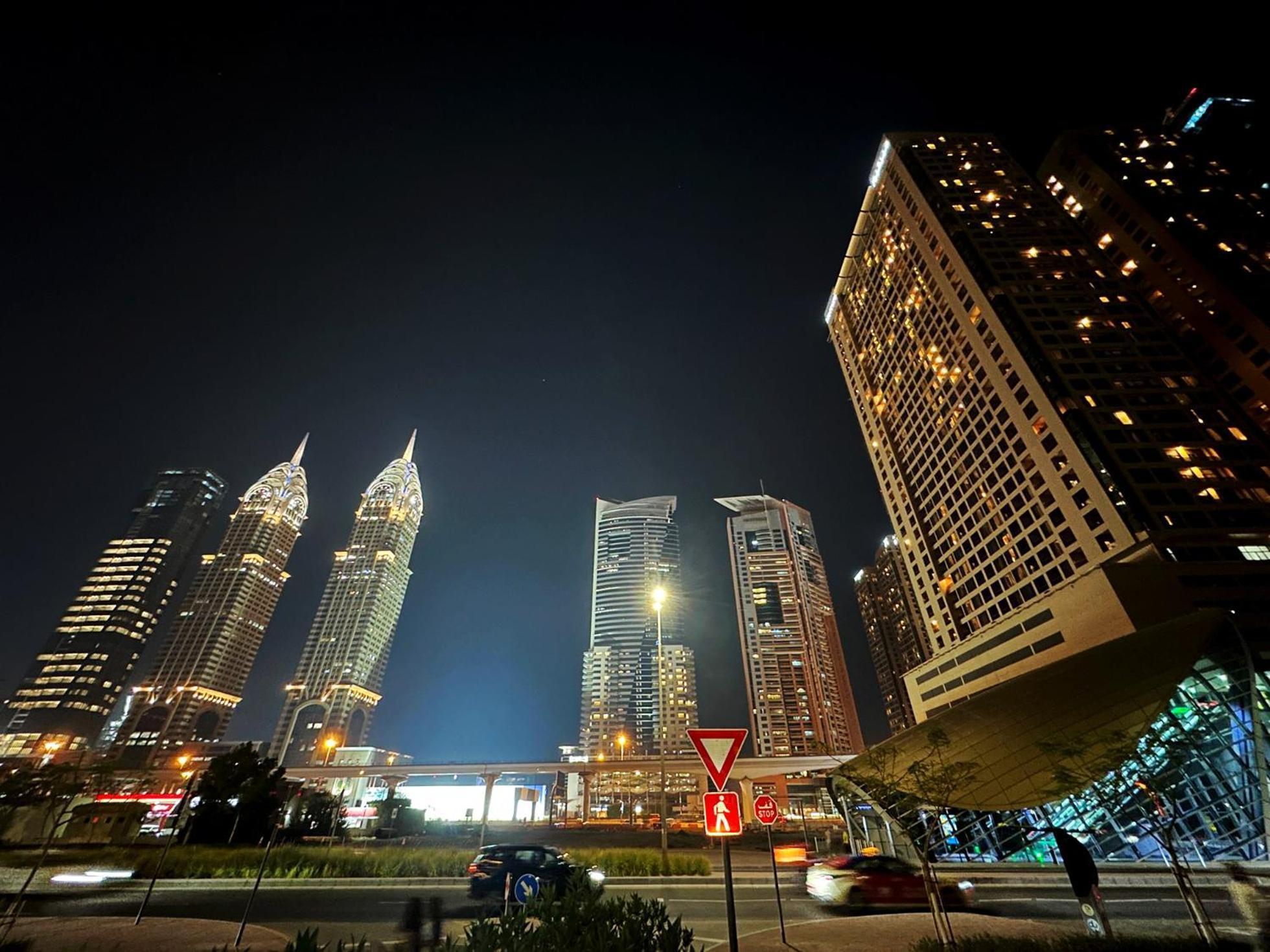 Nomad Partition Room In Barsha Heights 3 Mins To Icm Metro Dubai Bagian luar foto