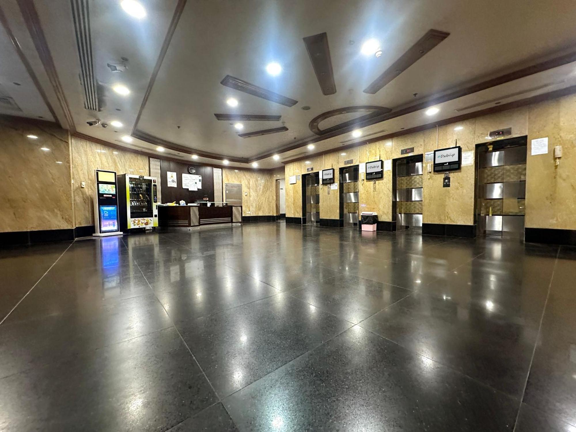 Nomad Partition Room In Barsha Heights 3 Mins To Icm Metro Dubai Bagian luar foto