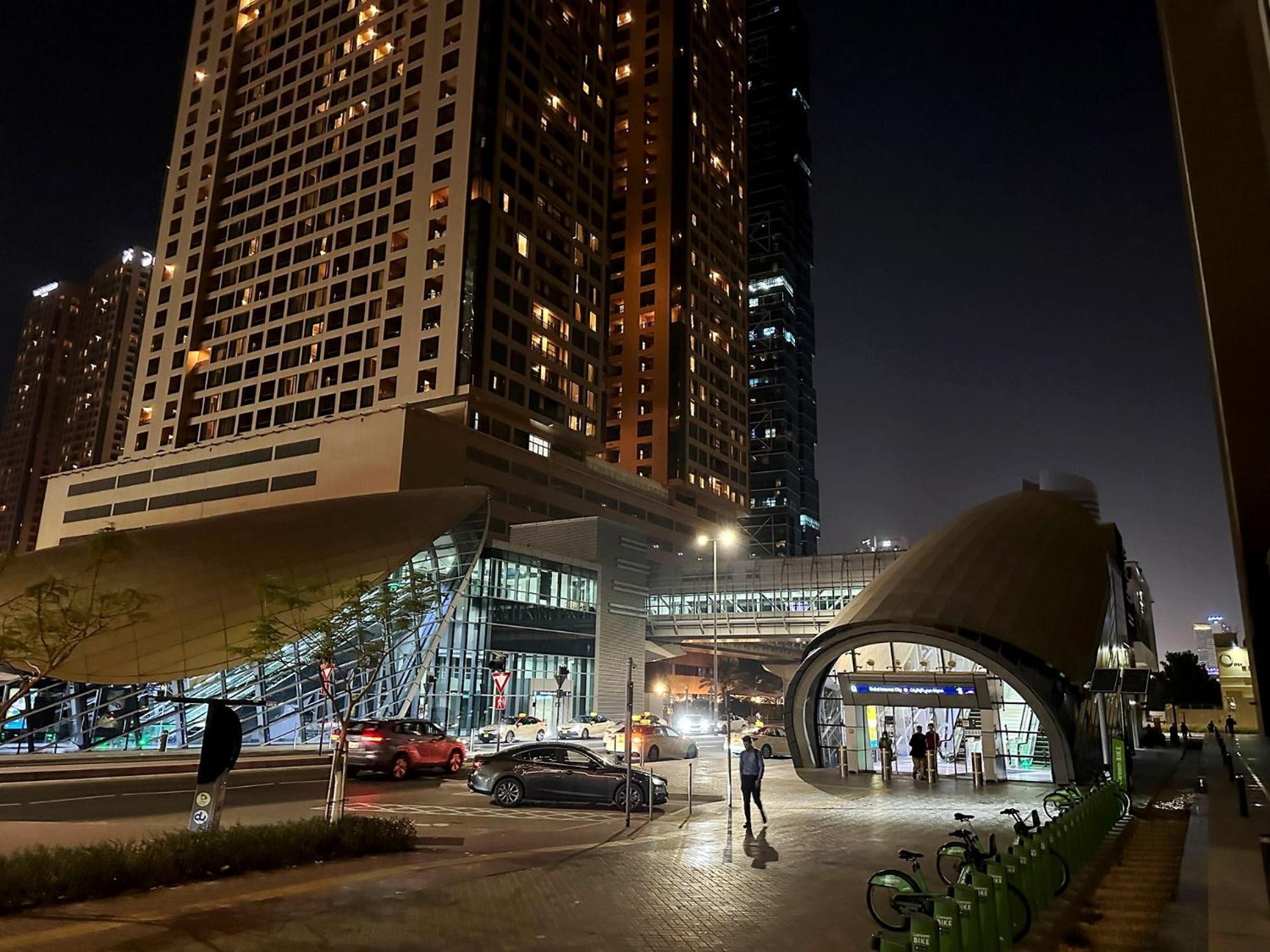 Nomad Partition Room In Barsha Heights 3 Mins To Icm Metro Dubai Bagian luar foto